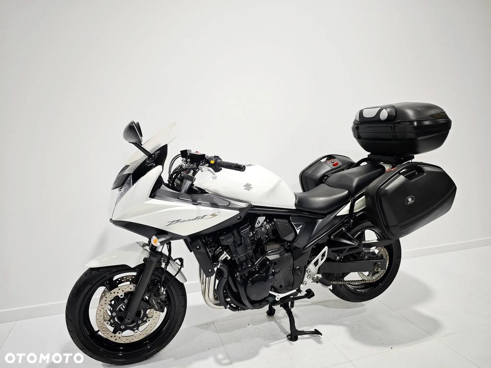 Suzuki Bandit - 3