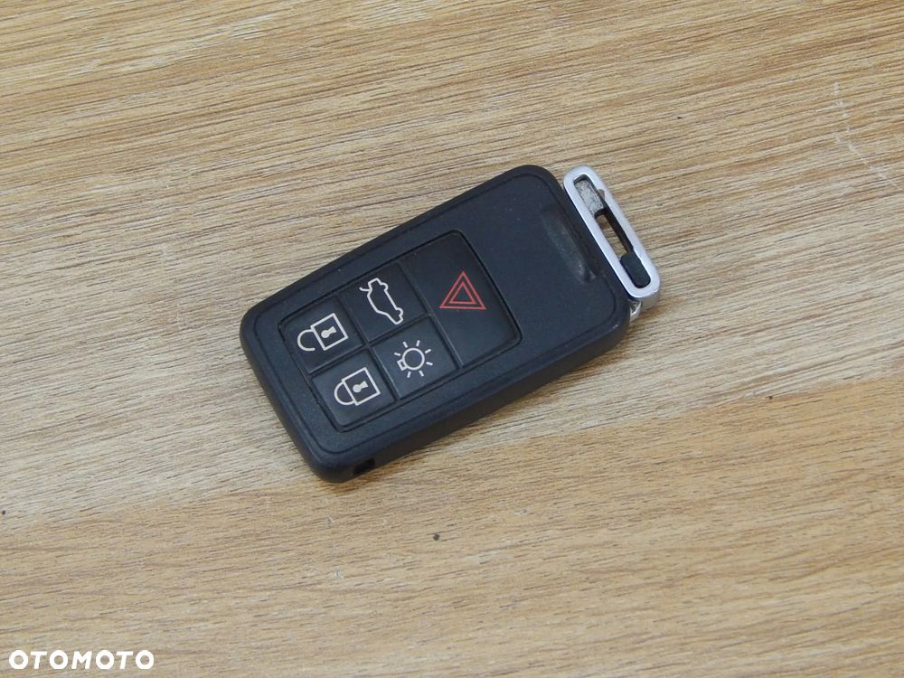 Kluczyk pilot Volvo XC60 xc60 I s60 v60 s80 v70 xc70 08-17 Łuków części - 1