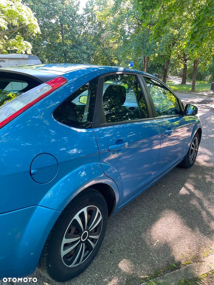 Ford Focus 1.6 Trend - 6