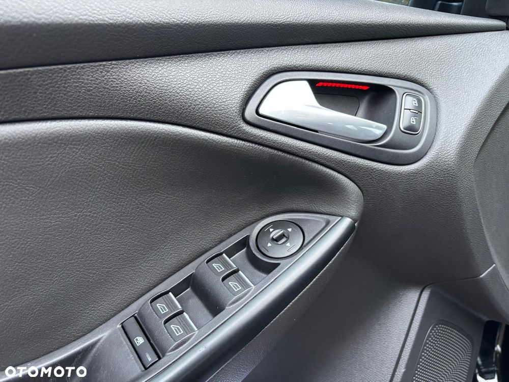 Ford Focus 2.3 EcoBoost S&S Allrad RS Blue & Black - 37