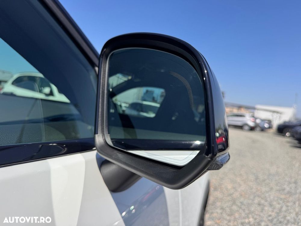 Volvo XC 40 T5 Twin Engine DKG R-Design - 9