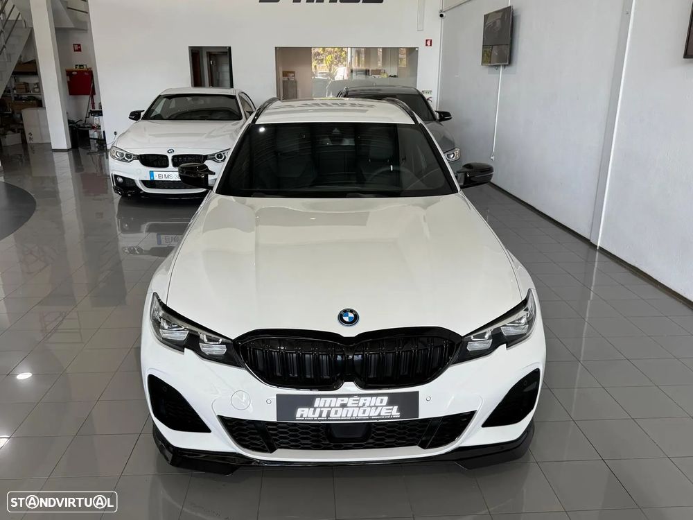 BMW 330 e Touring Pack M Auto - 4