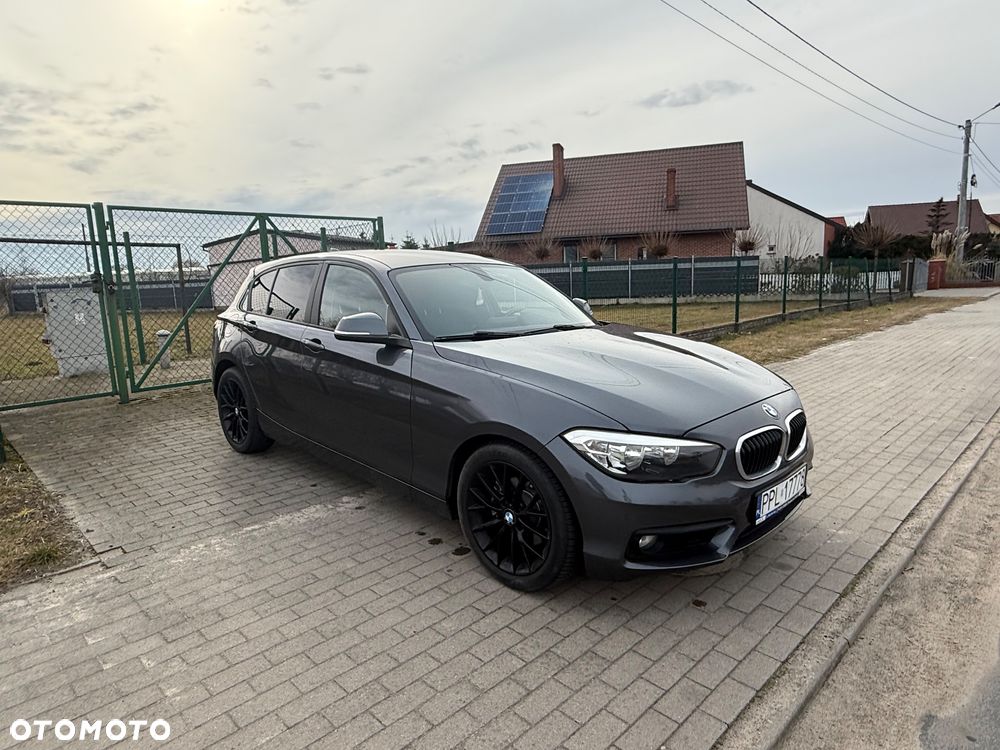 BMW Seria 1 120i - 7
