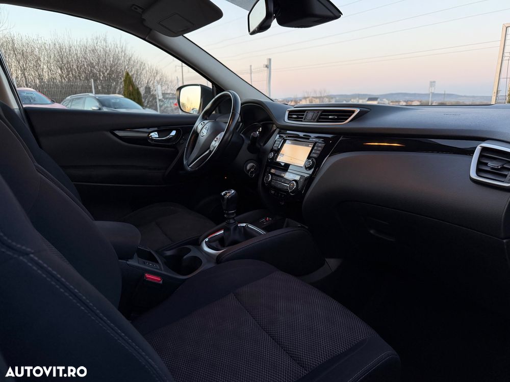 Nissan Qashqai 1.2 DIG-T ACENTA - 5