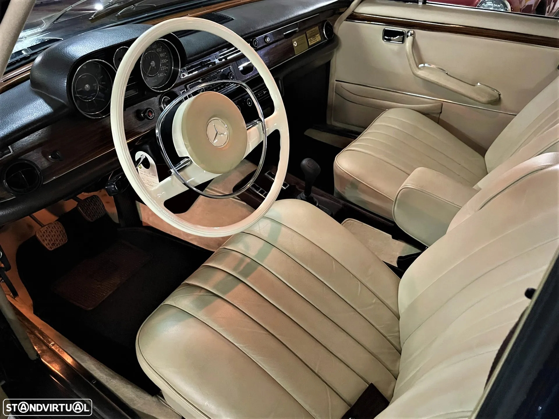 Mercedes-Benz 300 - 6