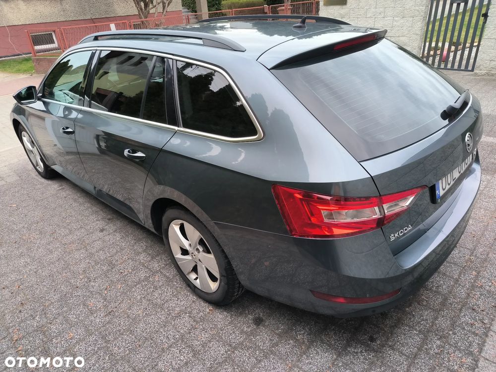 Skoda Superb 1.8 TSI Active DSG - 4