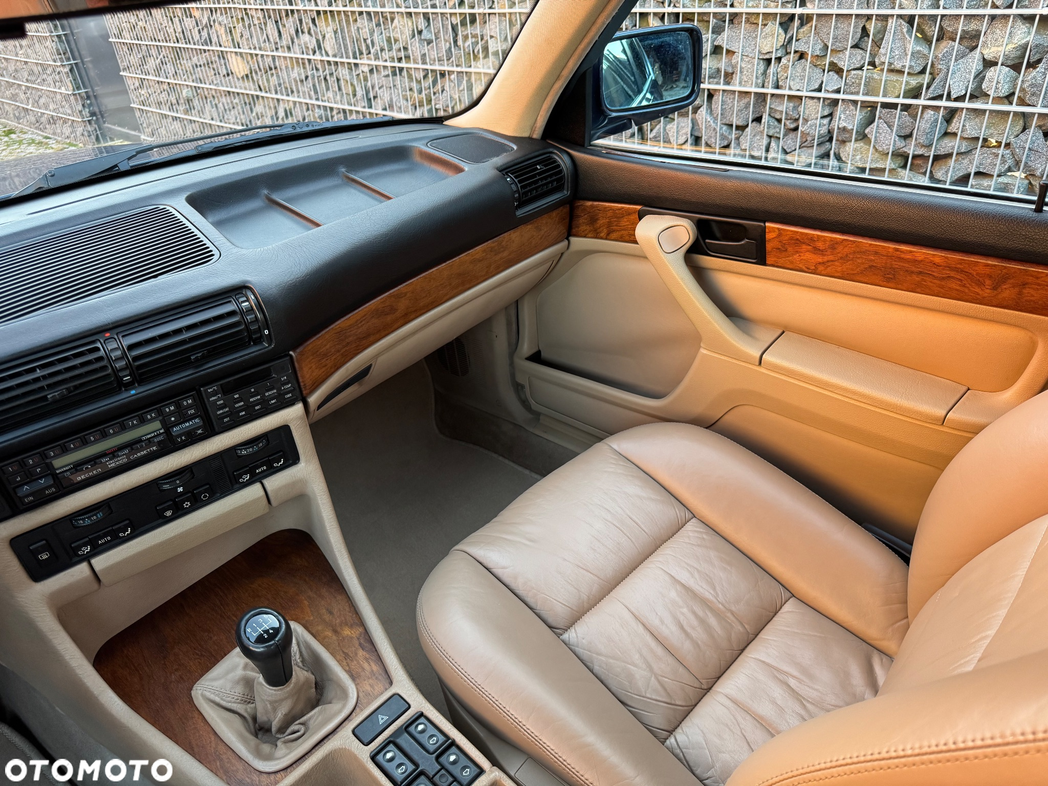 BMW Seria 7 735i - 22