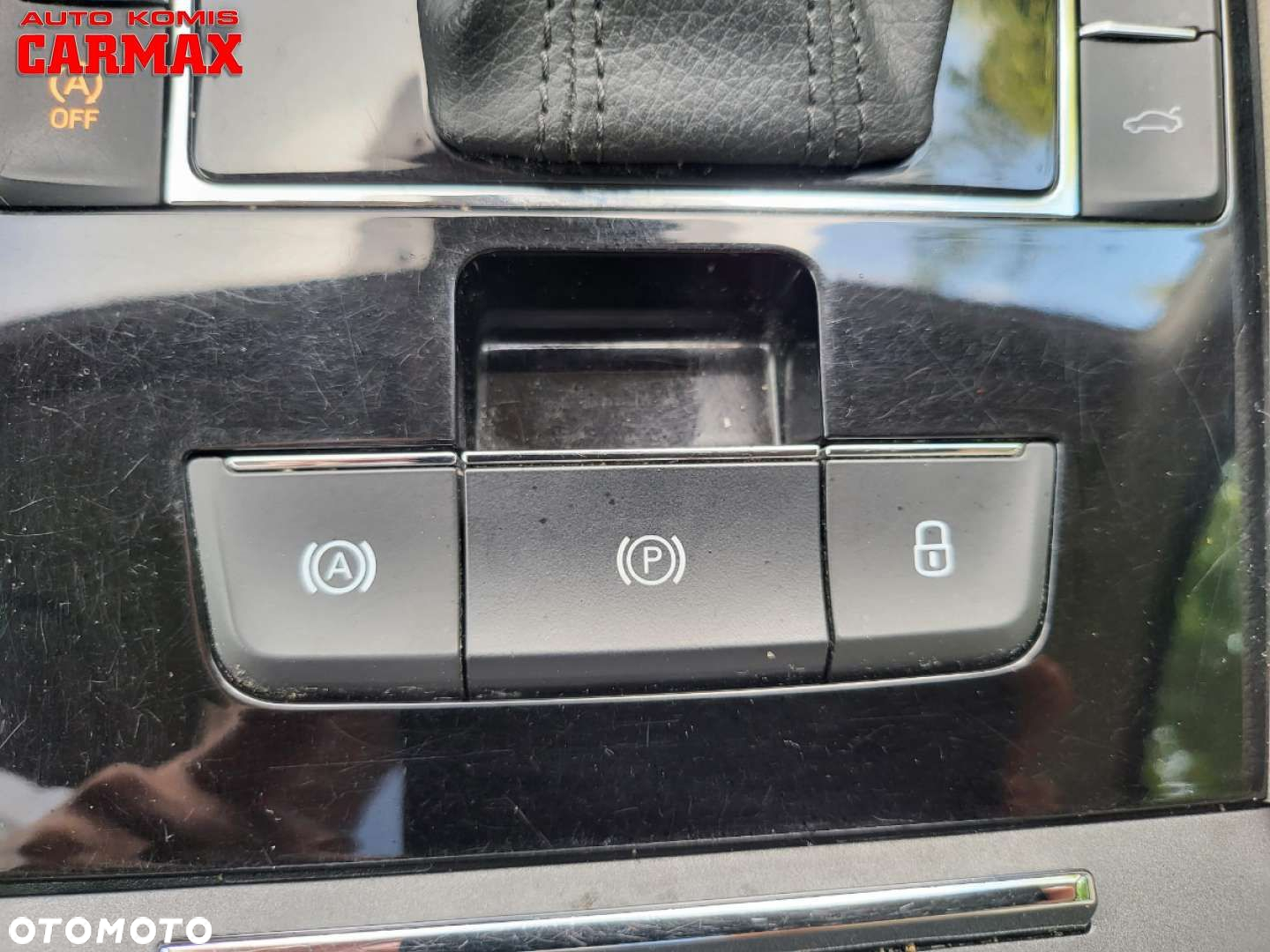 Skoda Superb Combi 2.0 TDI DSG L&K - 27