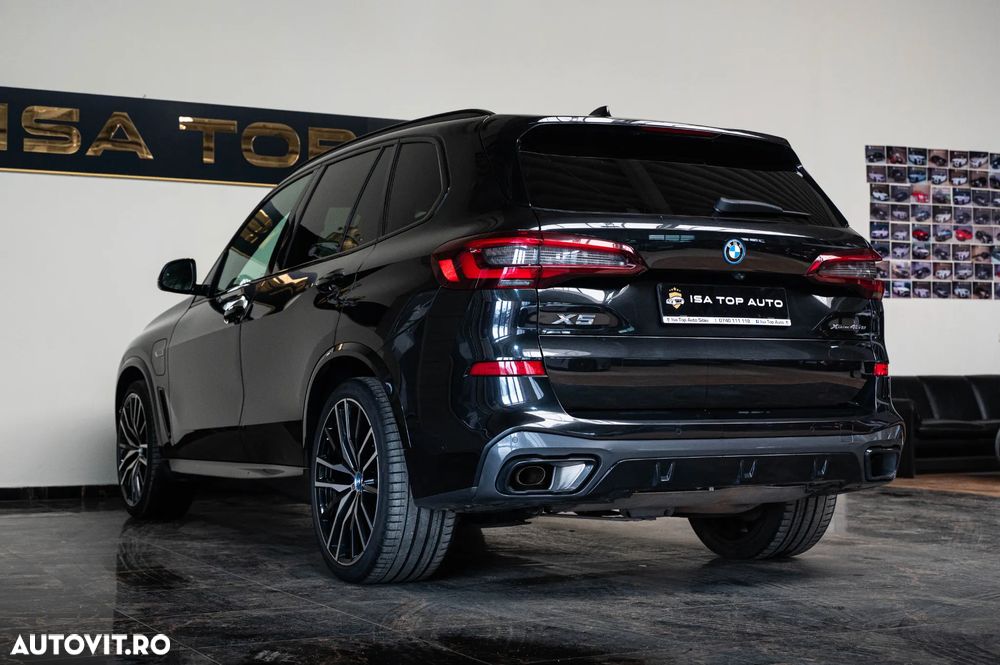 BMW X5 xDrive45e - 38