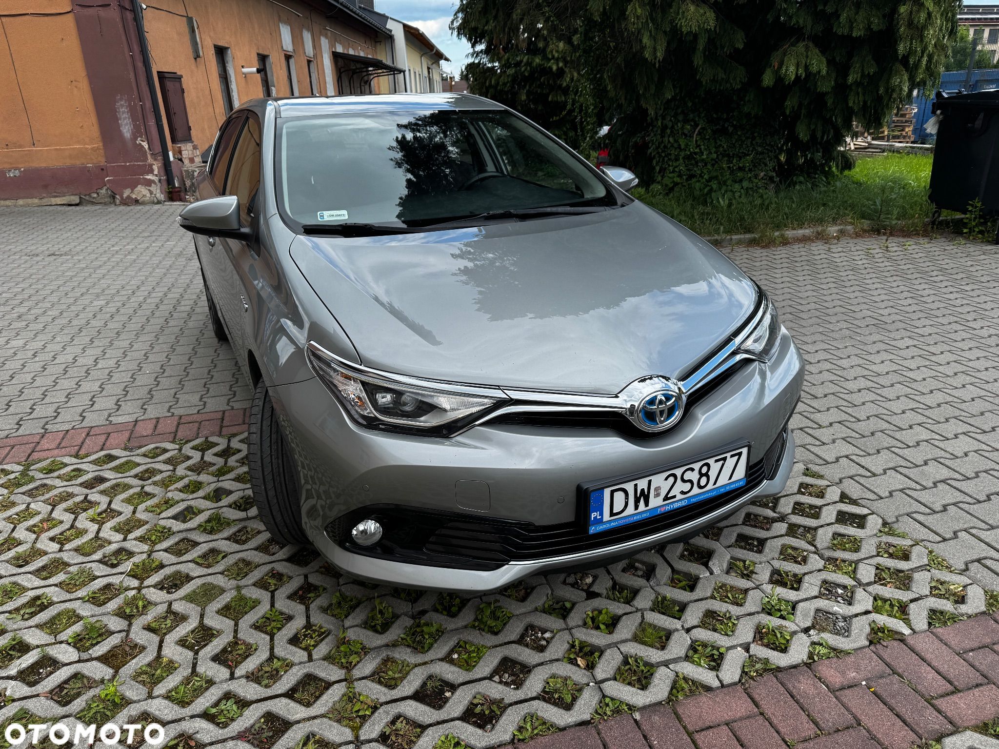 Toyota Auris Hybrid 135 Comfort - 1
