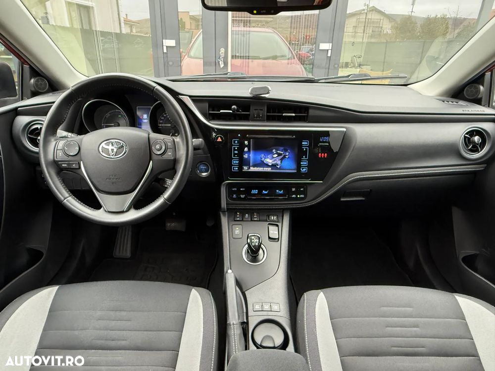 Toyota Auris 1.8 VVT-i Hybrid Automatik Comfort - 9