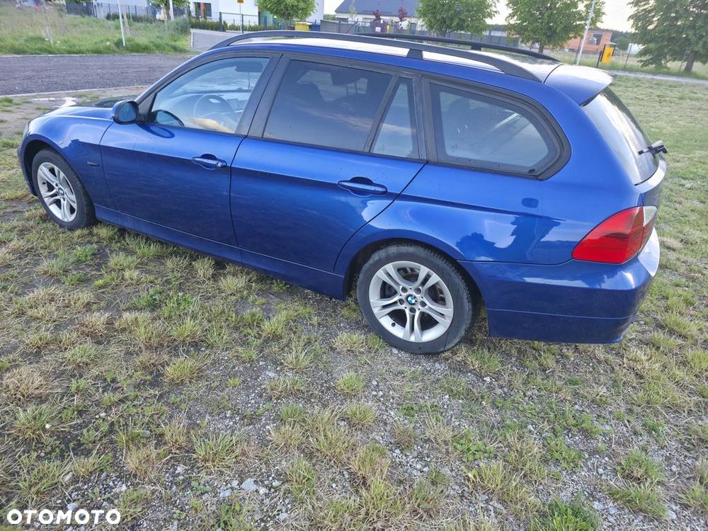 BMW Seria 3 318d DPF - 5