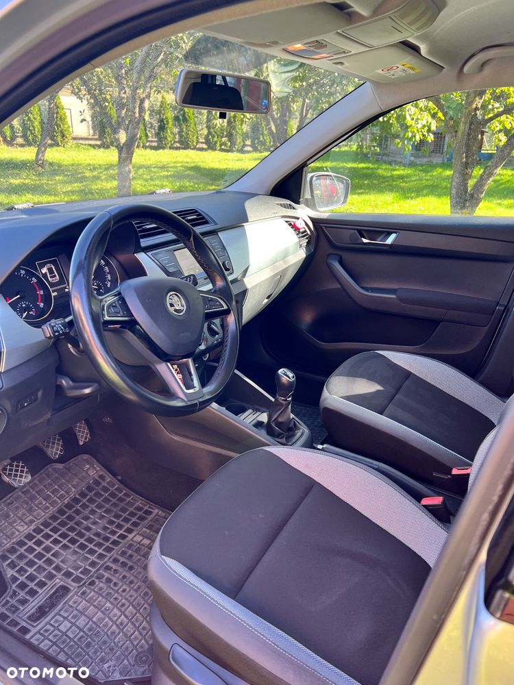 Skoda Fabia 1.0 Ambition - 10