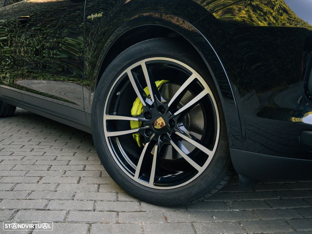 Porsche Cayenne S E-Hybrid - 6
