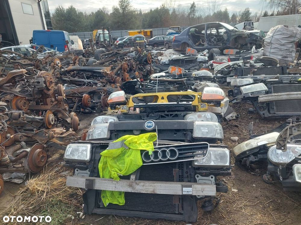 MASKA POKRYWA SILNIKA + PAS PRZEDNI CHŁODNICE LAMPY GRILL AUDI A3 8L LZ3L - 8