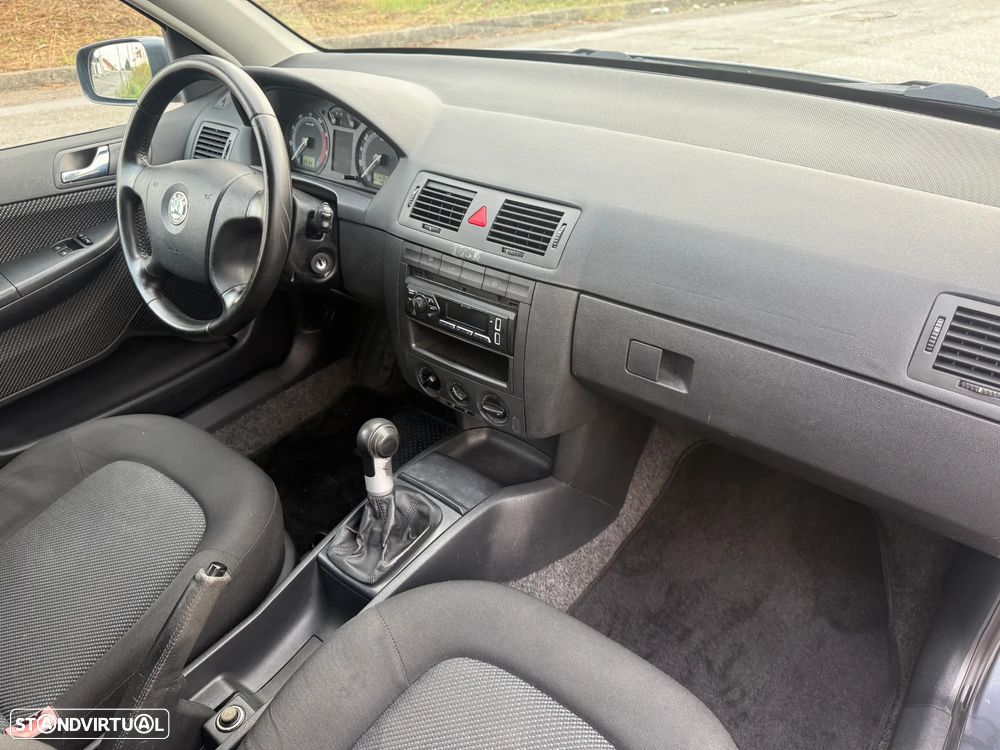 Skoda Fabia Break 1.2 Ambiente - 10