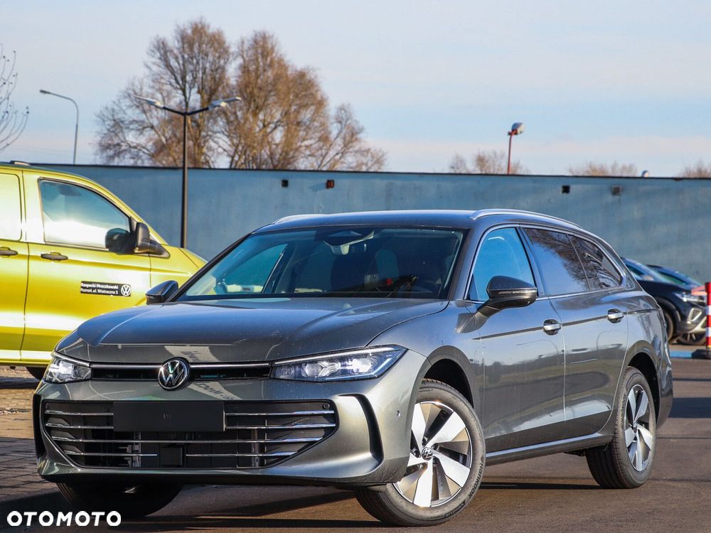 Volkswagen Passat - 8