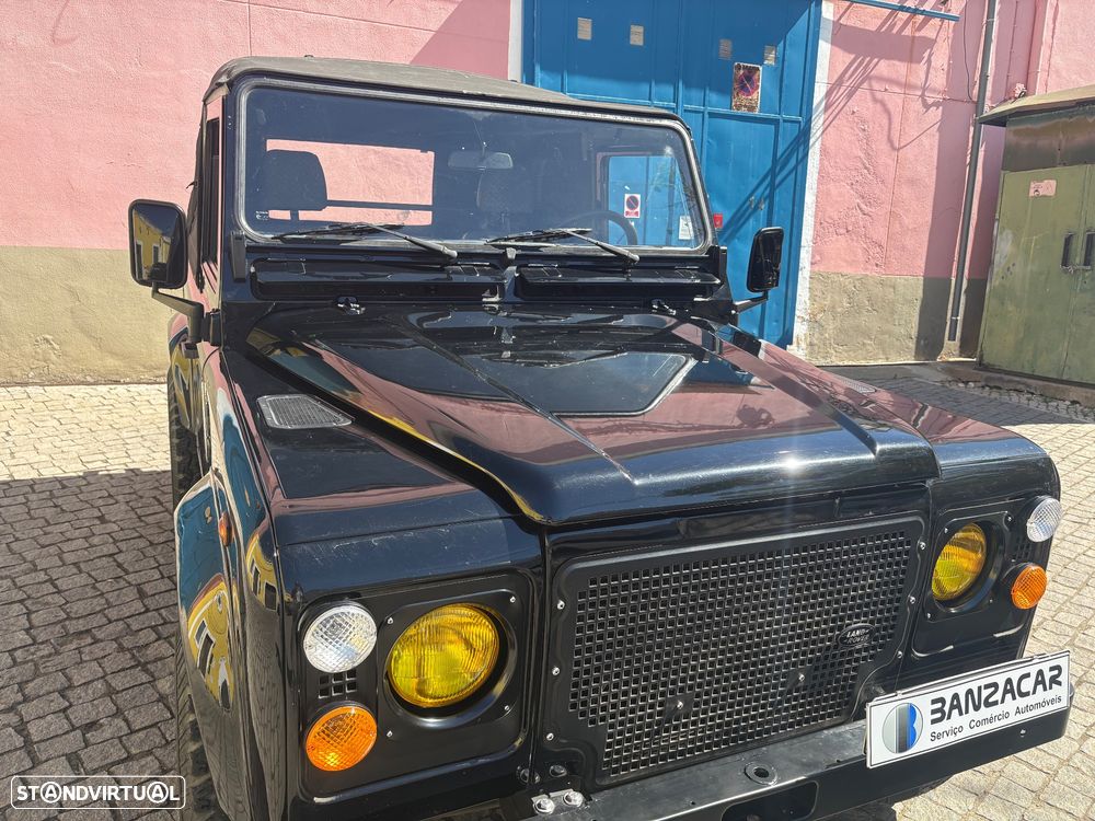 Land Rover Defender 90 2.5 Td5 E - 19