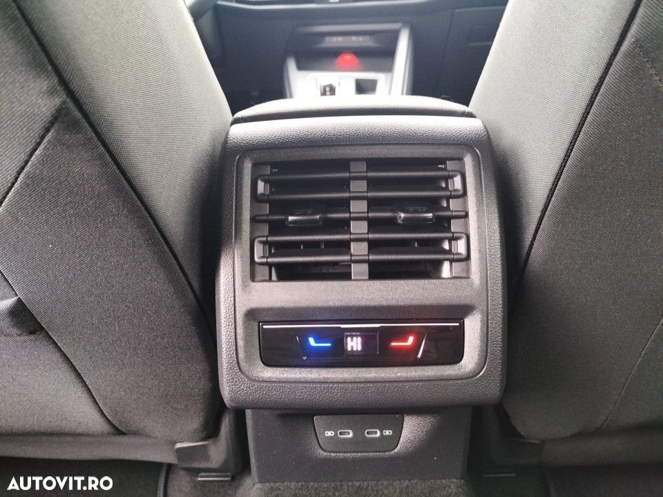 Volkswagen Golf - 12