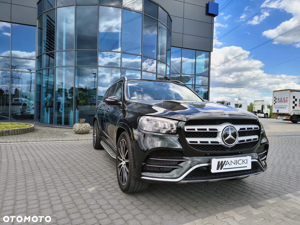 Mercedes-Benz GLS - 2
