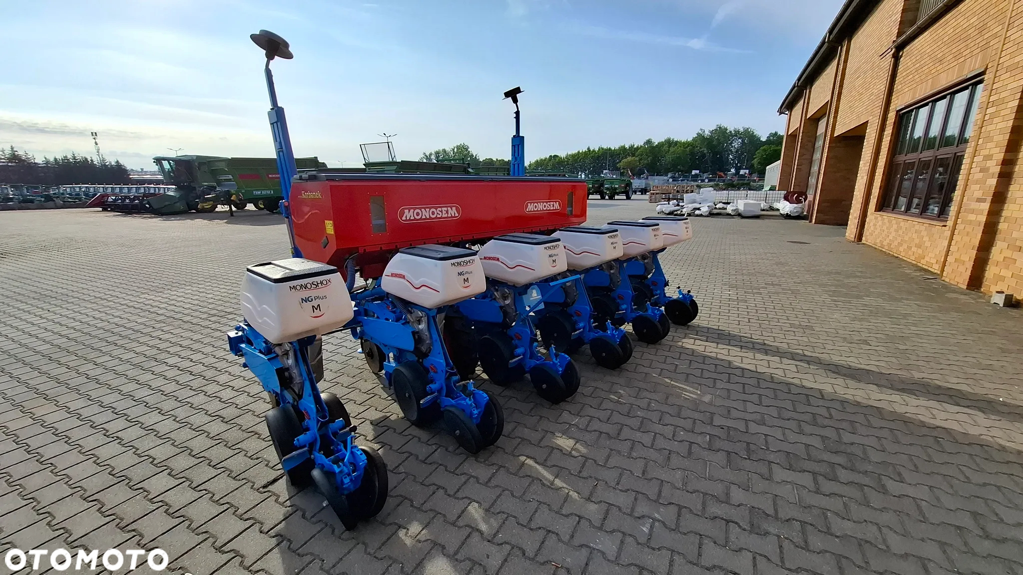 Monosem Siewnik punktowy 6-rzędowy NG PLUS M Monoshox - 13
