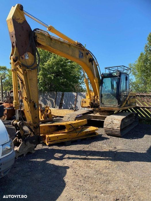 Dezmembram excavator jcb js160 anul 2004 - 1