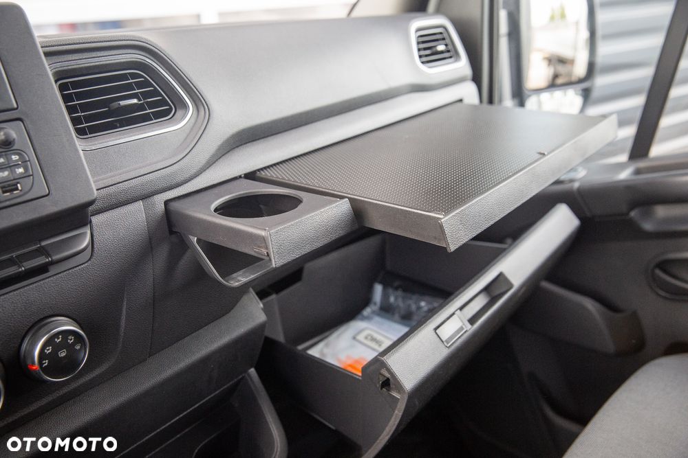 Renault Master 2.3 KONTENER + WINDA - 10