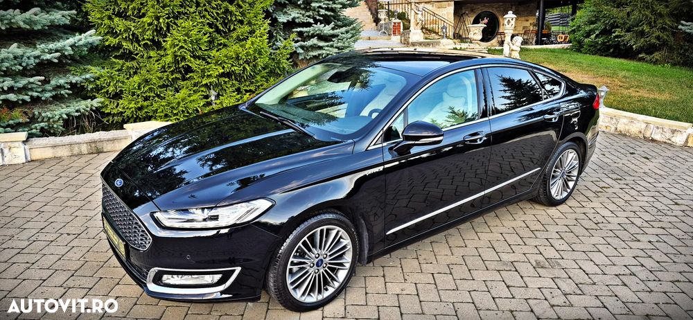 Ford Mondeo 2.0 HEV Vignale - 14