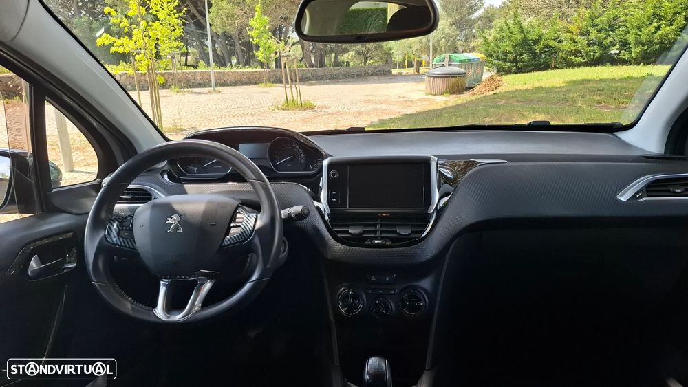 Peugeot 208 1.6 BlueHDi Style - 5