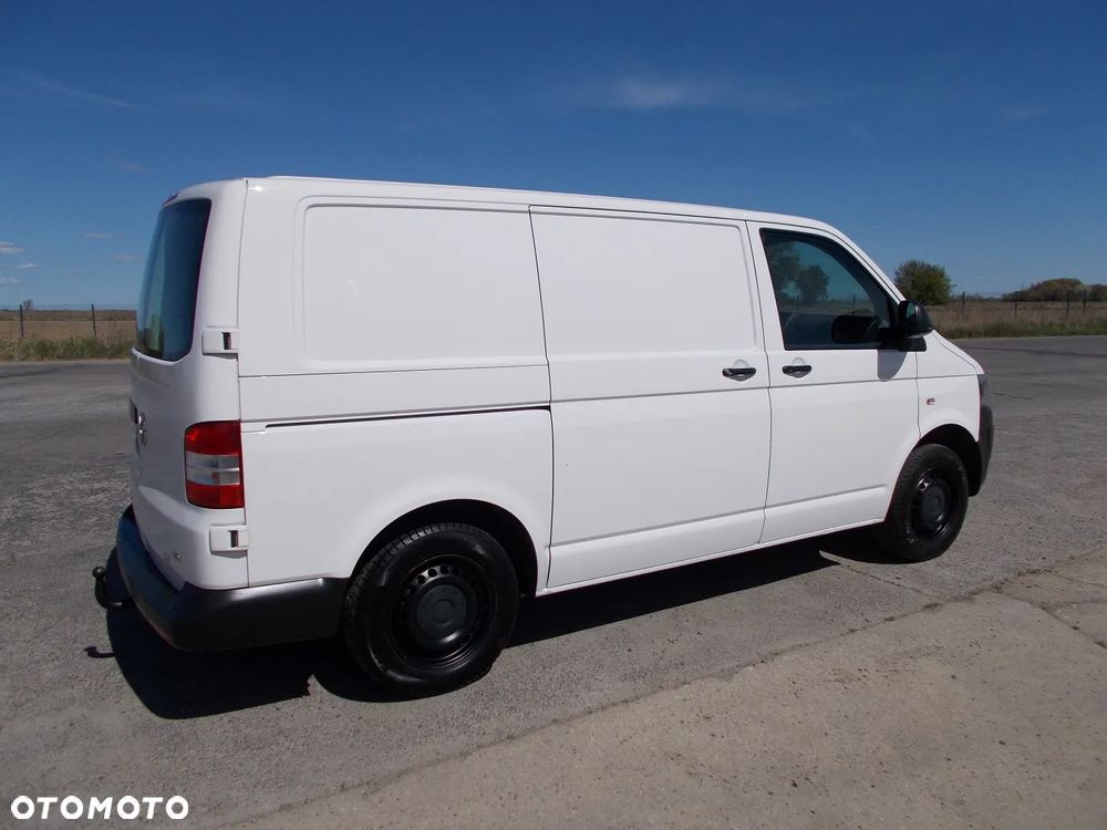 Volkswagen Transporter - 3