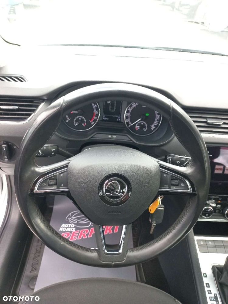 Skoda Octavia - 10