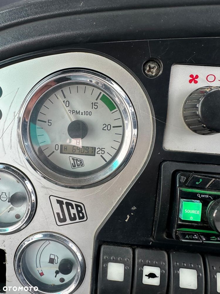 JCB 4 CX - 6