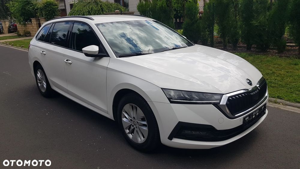 Skoda Octavia 2.0 TDI Edition Plus - 8