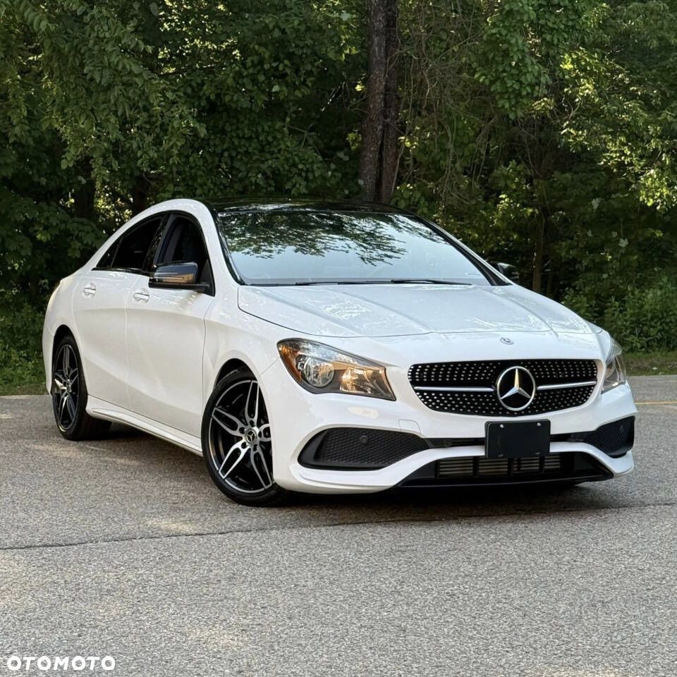 Mercedes-Benz CLA 250 4-Matic AMG Line - 21