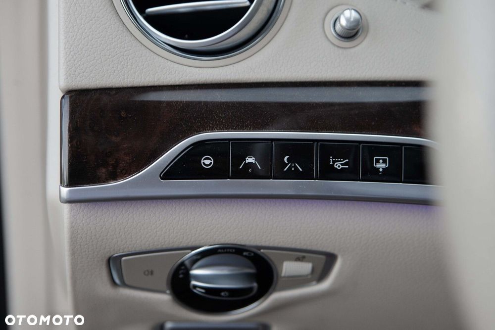 Mercedes-Benz Klasa S 400 d 4-Matic L 9G-TRONIC - 20
