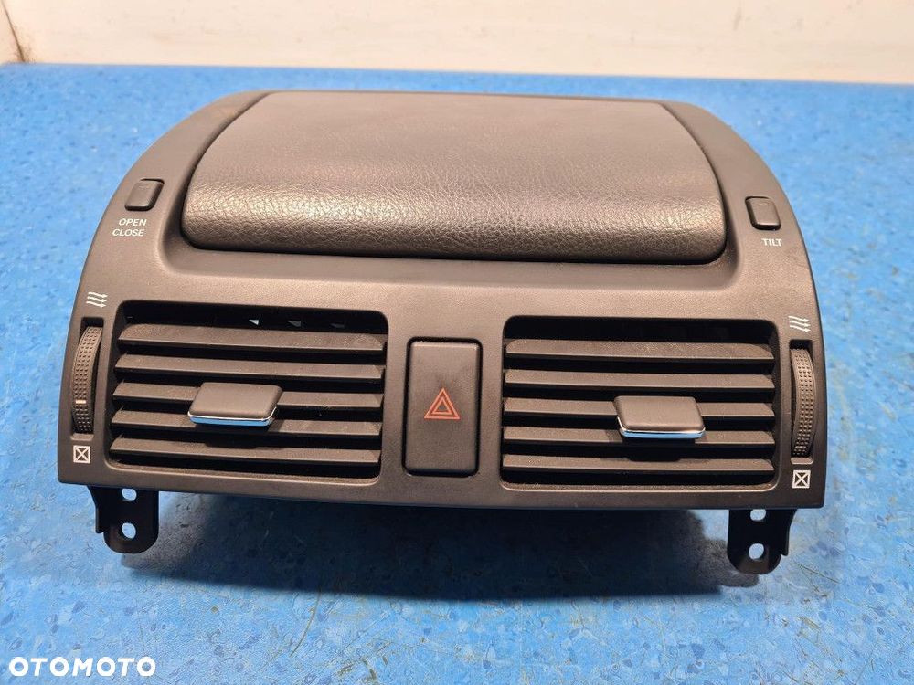 TOYOTA AVENSIS WYŚWIETLACZ RADIA / GPS - 1