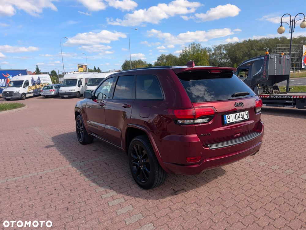 Jeep Grand Cherokee - 5