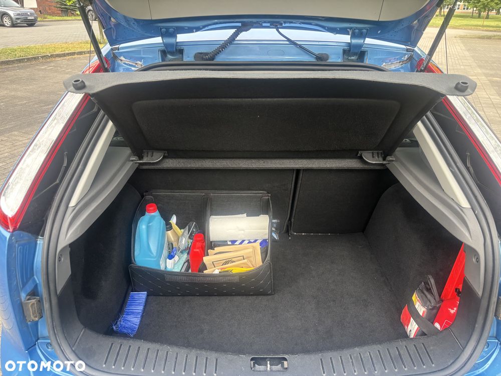 Ford Focus 1.6 16V Style - 23
