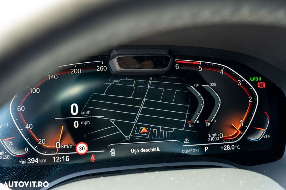 BMW Seria 8 840d xDrive AT MHEV - 14