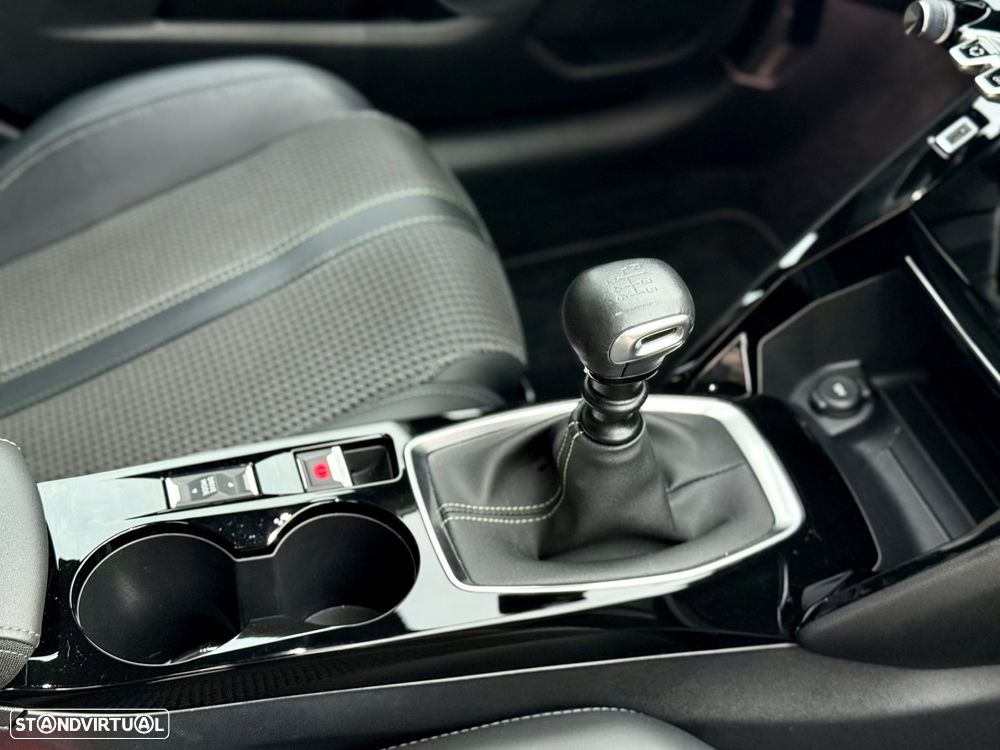 Peugeot 208 1.5 BlueHDi GT Line - 16