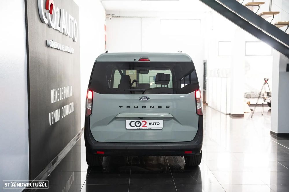 Ford Tourneo Courier 1.0 EcoBoost Titanium - 6