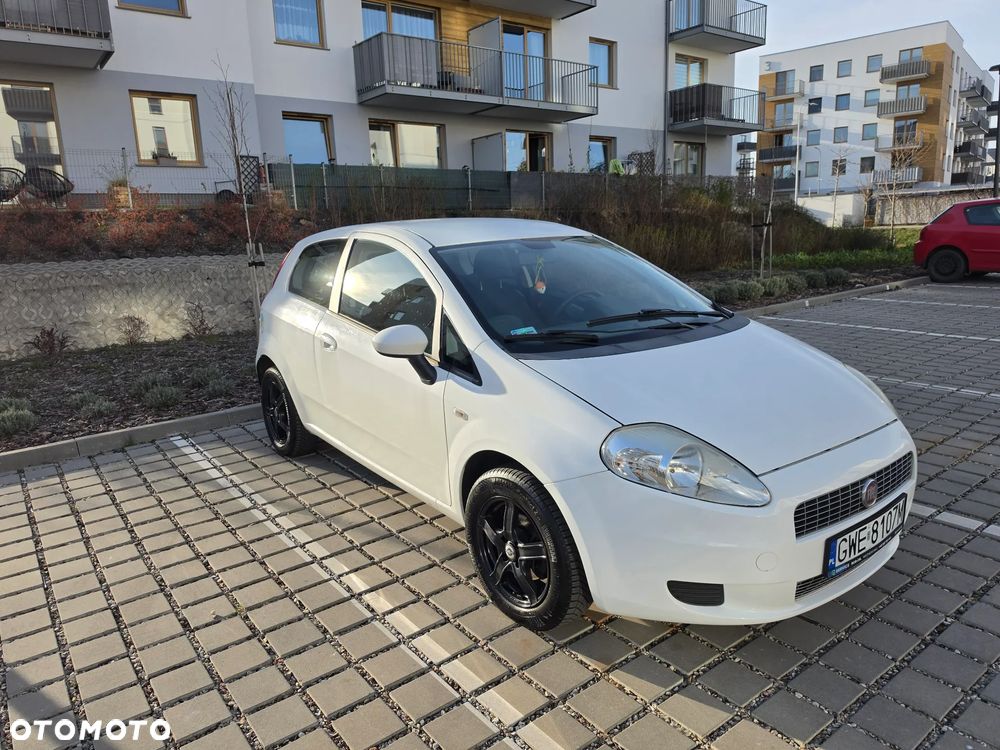 Fiat Grande Punto - 9