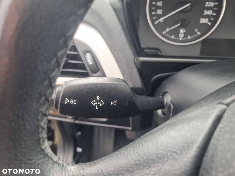 BMW Seria 1 - 27