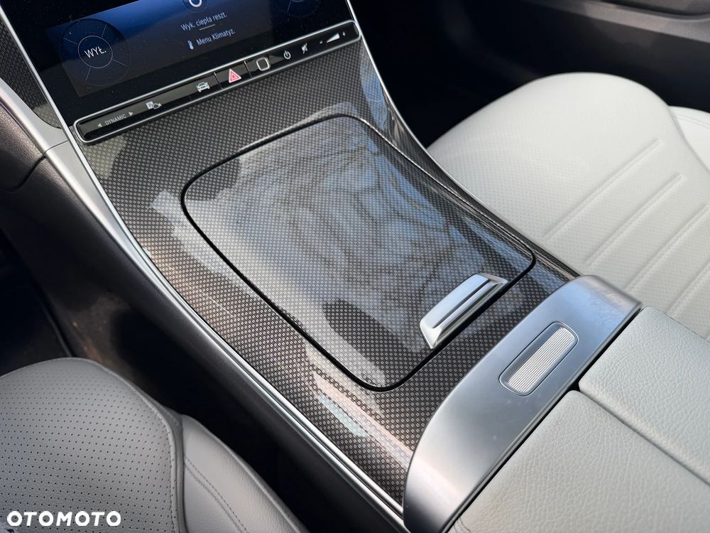 Mercedes-Benz Klasa C 220 d 9G-TRONIC AMG Line - 26