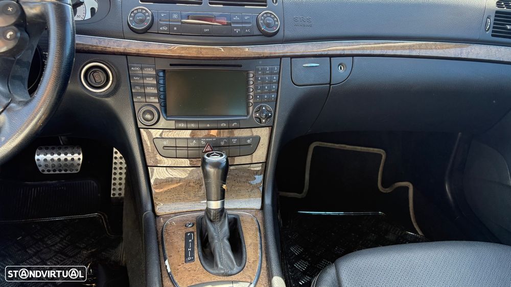 Mercedes-Benz E 220 CDi Avantgarde Aut. - 22