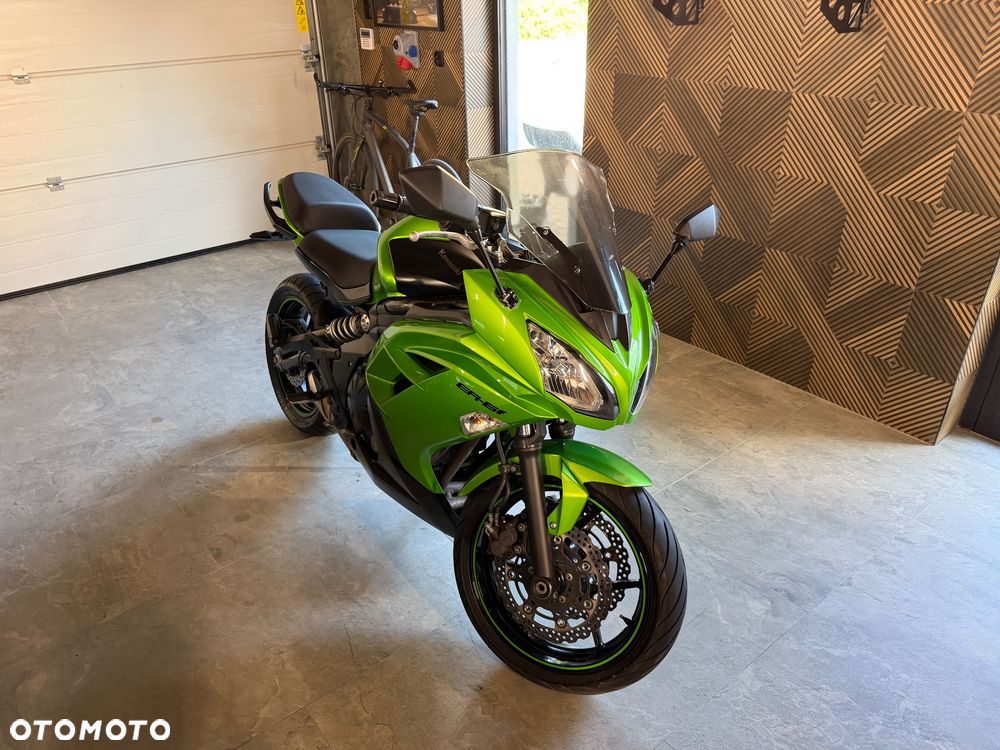 Kawasaki ER - 7