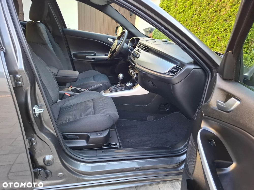 Alfa Romeo Giulietta 1.4 TB 16V Veloce - 15