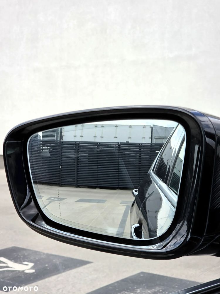 BMW Seria 5 520d xDrive Luxury Line sport - 22