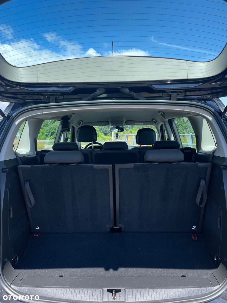 Opel Zafira - 13