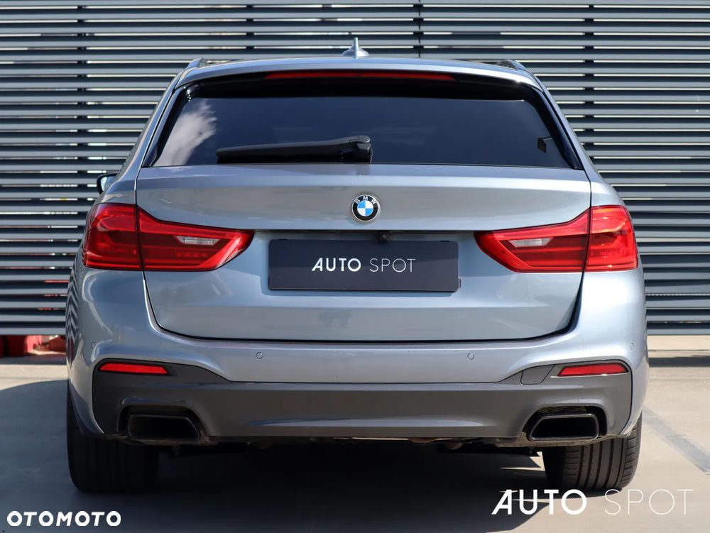 BMW Seria 5 M550d xDrive - 5
